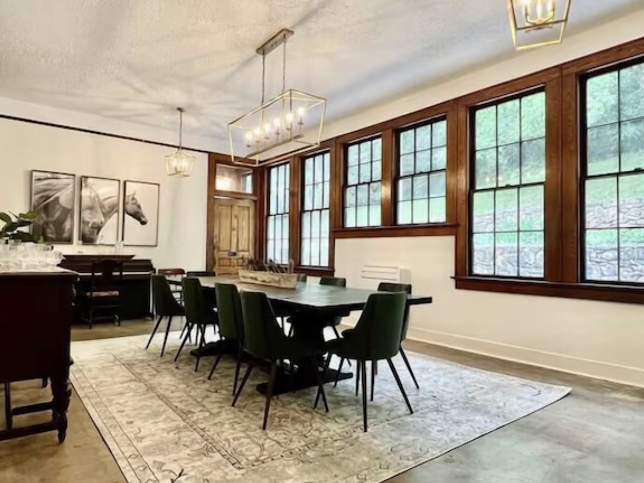The Bridle Path Inn dining room